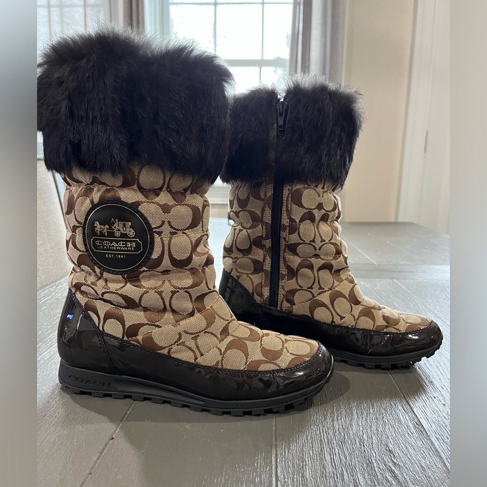 Coach boots